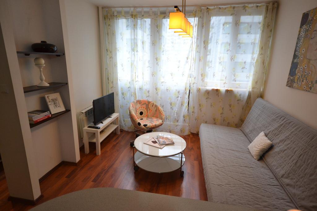 Butas Notabene Onz Warsaw